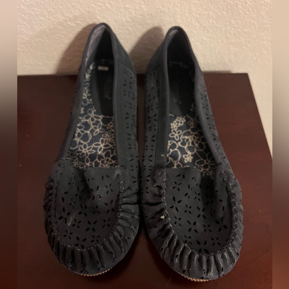 Gray Nicole Loafers Size 9W